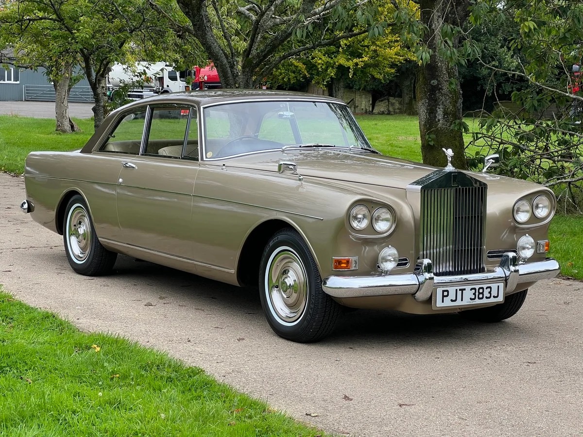 Image of Rolls-Royce Silver Cloud Mulliner Park Ward